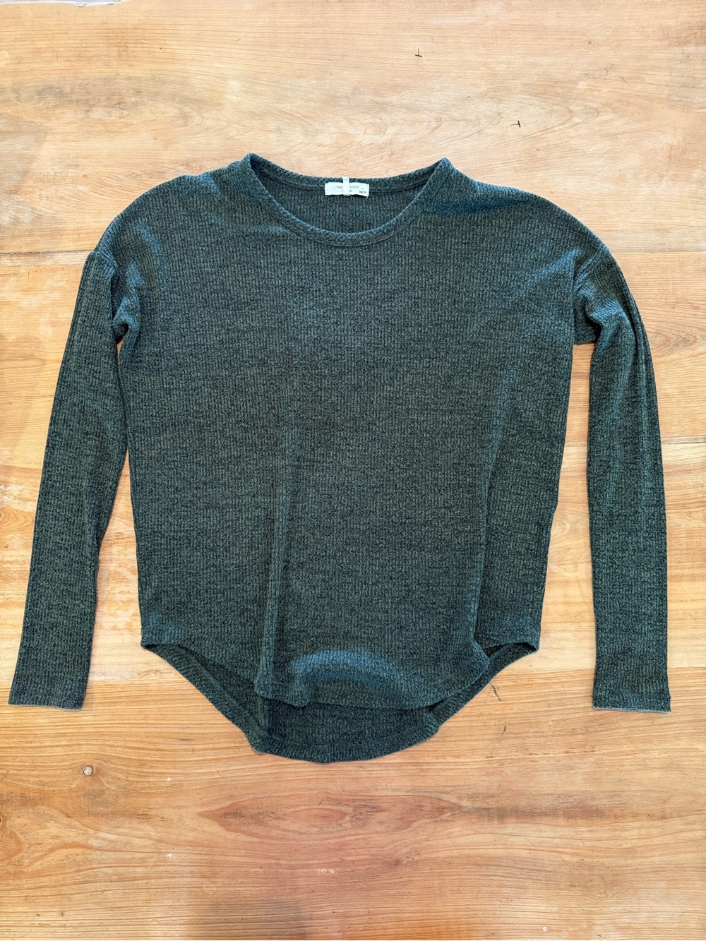 rag & bone Lightweight Knit Long Sleeve Top XS Dark Olive High Low Hem